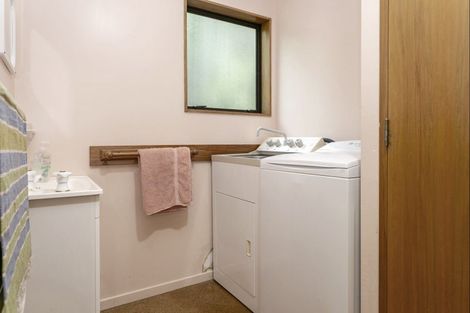 Photo of property in 62 Hauraki Terrace, Pukawa Bay, Turangi, 3381