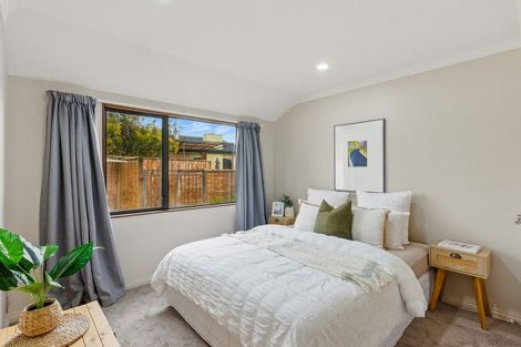 Photo of property in 5 Cadastral Court, Paraparaumu, 5032