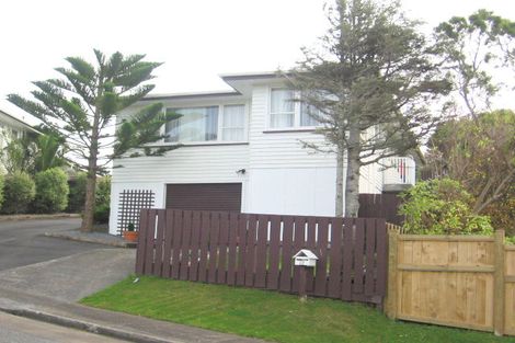 Photo of property in 32 Branscombe Street, Johnsonville, Wellington, 6037