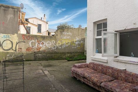 Photo of property in 30 Clyde Street, North Dunedin, Dunedin, 9016