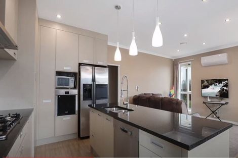 Photo of property in 95 Parkhaven Drive, Rosehill, Papakura, 2113