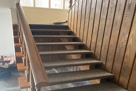 Photo of property in 25 Ellis Avenue, Mount Roskill, Auckland, 1041