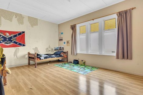 Photo of property in 61 Swinburn Street, Dannevirke, 4930