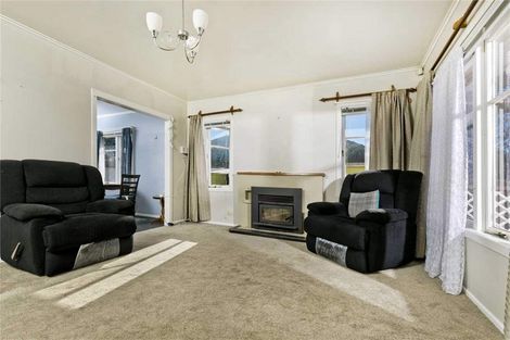 Photo of property in 61 Wilsher Crescent, Henderson, Auckland, 0612