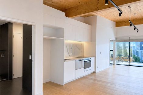 Photo of property in 10/165 Hobsonville Point Road, Hobsonville, Auckland, 0616
