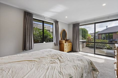 Photo of property in 9 Huetu Place, Bell Block, New Plymouth, 4312