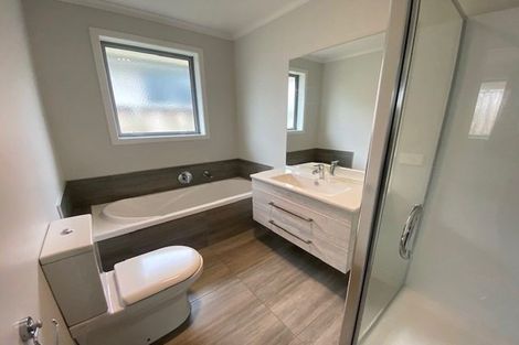 Photo of property in 11 Richardson Road, Omokoroa, 3114