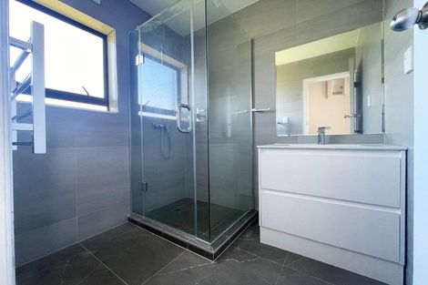 Photo of property in 4/9 Norman Spencer Drive, Papatoetoe, Auckland, 2104