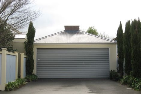 Photo of property in 2/133 Holly Road, St Albans, Christchurch, 8014