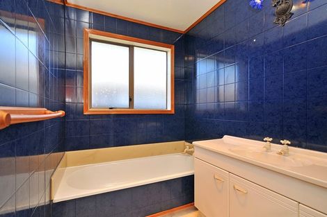 Photo of property in 4 Fremont Grove, Totara Park, Upper Hutt, 5018