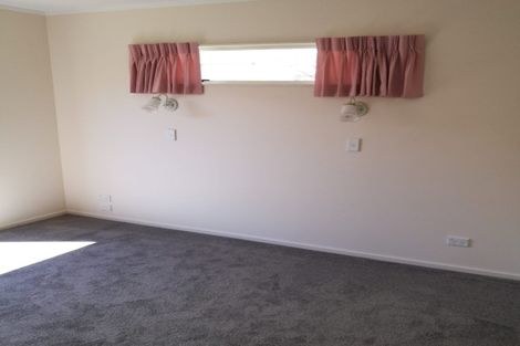 Photo of property in 6 Carisbrooke Street, Aranui, Christchurch, 8061