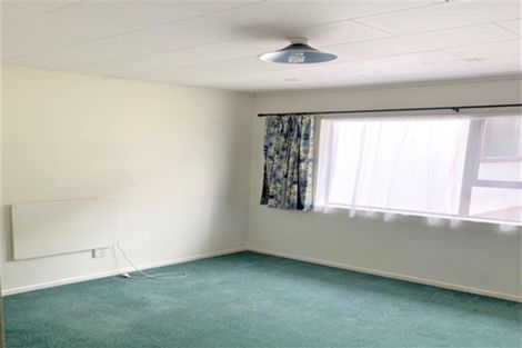 Photo of property in 6 Pioneer Grove, Silverstream, Upper Hutt, 5019