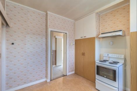 Photo of property in 27 Essex Street, Levin, 5510