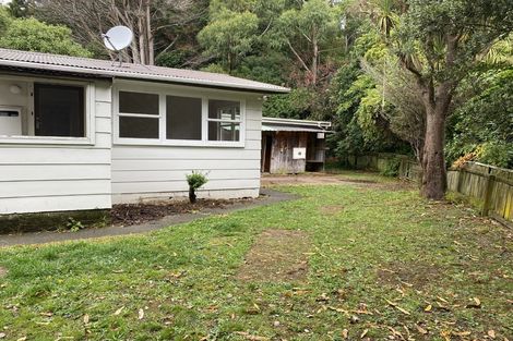 Photo of property in 130 Sievers Grove, Cannons Creek, Porirua, 5024