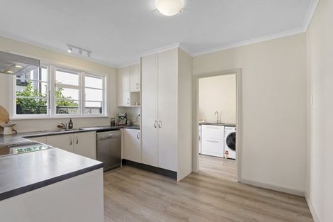 Photo of property in 1 Chepstow Avenue, Fendalton, Christchurch, 8052