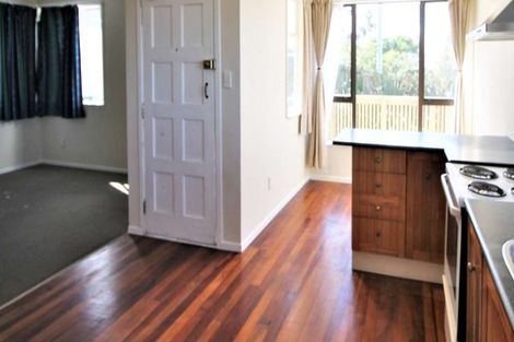 Photo of property in 25 Hiwi Crescent, Titahi Bay, Porirua, 5022