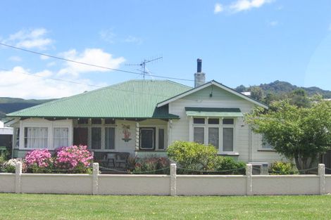 Photo of property in 10 Tawhana Street, Te Kuiti, 3910