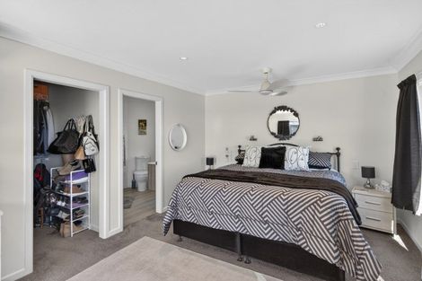 Photo of property in 25 Hanawera Ridge Road, Manakau, Otaki, 5583