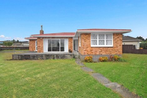 Photo of property in 14 Harper Street, Papakura, 2110