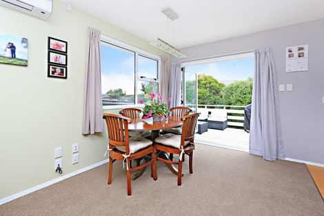 Photo of property in 146 Pigeon Mountain Road, Half Moon Bay, Auckland, 2012