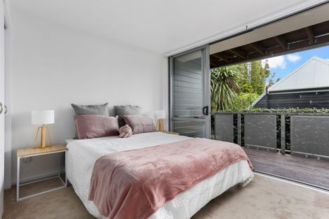 Photo of property in 4/11 Sentinel Road, Herne Bay, Auckland, 1011