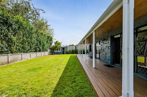 Photo of property in 76a Paynters Avenue, Strandon, New Plymouth, 4312