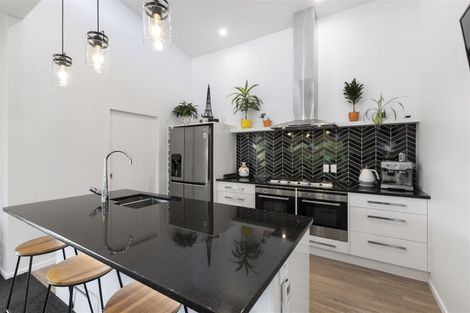 Photo of property in 40 Okarito Avenue, Levin, 5510