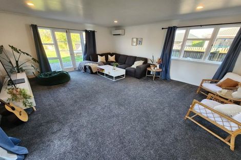 Photo of property in 84 Sparks Road, Hoon Hay, Christchurch, 8025
