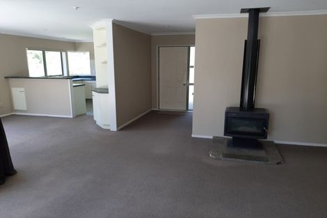 Photo of property in 412 Omokoroa Road, Omokoroa, Tauranga, 3172