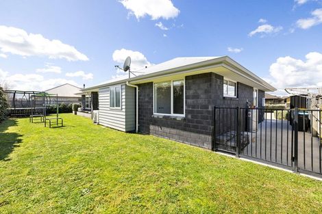 Photo of property in 81 Jarrett Terrace, Leamington, Cambridge, 3432