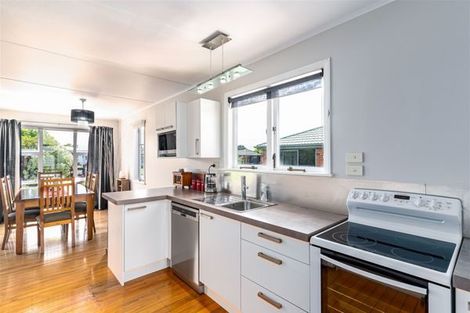 Photo of property in 130 Warwick Street, Feilding, 4702