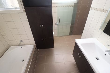 Photo of property in 81 Sturges Road, Henderson, Auckland, 0612