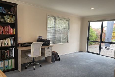 Photo of property in 3 Borris Close, East Tamaki, Auckland, 2016