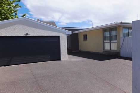 Photo of property in 49 Longmuir Street, Ilam, Christchurch, 8041