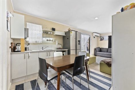 Photo of property in 11 Steven Street, Mangere East, Auckland, 2024