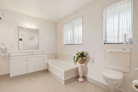 Photo of property in 5a Douslin Place, Witherlea, Blenheim, 7201