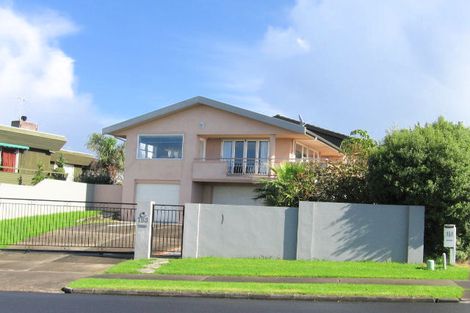 Photo of property in 153 Clovelly Road, Bucklands Beach, Auckland, 2012