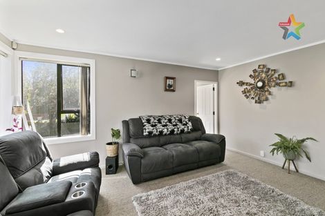 Photo of property in 1 Anson Grove, Naenae, Lower Hutt, 5011