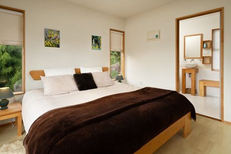 Photo of property in 19 St Omer Road, Saint Omer, Picton, 7282