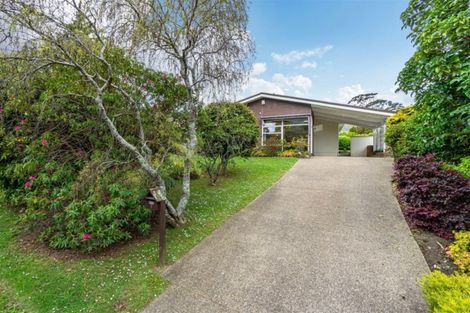 Photo of property in 9 Catalina Crescent, Forrest Hill, Auckland, 0620