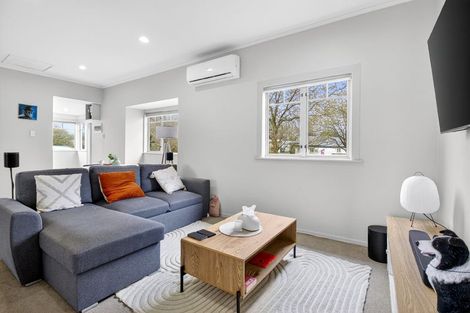 Photo of property in 1/5 Seabrook Avenue, New Lynn, Auckland, 0600