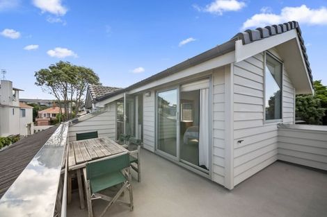 Photo of property in 2b Church Street, Devonport, Auckland, 0624