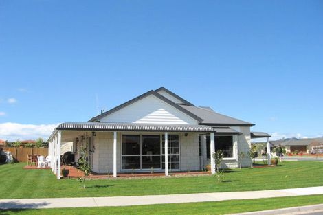 Photo of property in 35 Keepa Close, Papamoa Beach, Papamoa, 3118