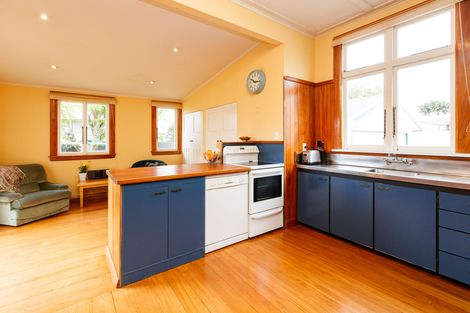Photo of property in 16 Karamu Avenue, Takaro, Palmerston North, 4410