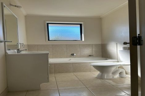 Photo of property in 13 Les Fisher Place, Pukekohe, 2120