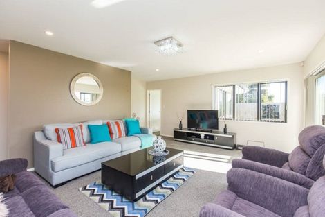 Photo of property in 14 Mataoho Lane, Mangere East, Auckland, 2024