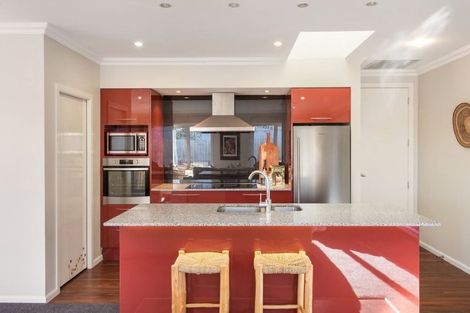 Photo of property in 17 Walnut Avenue, Strowan, Christchurch, 8052