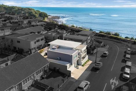Photo of property in 4a Dawson Street, New Plymouth, 4310