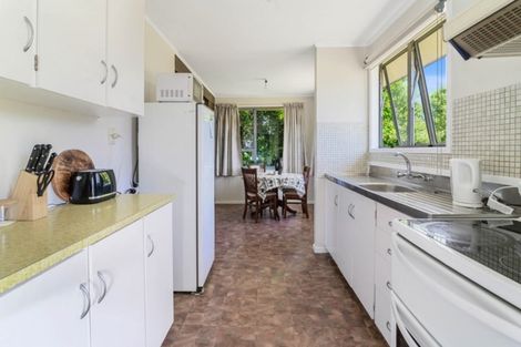 Photo of property in 8 Luke Place, Fairy Springs, Rotorua, 3015