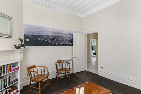 Photo of property in 106 Hill Street, Thorndon, Wellington, 6011